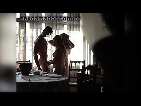 ❤️ Seks arkadaşlar dev bir adam ve onunla bir üçlü davet Seks bizde ❤